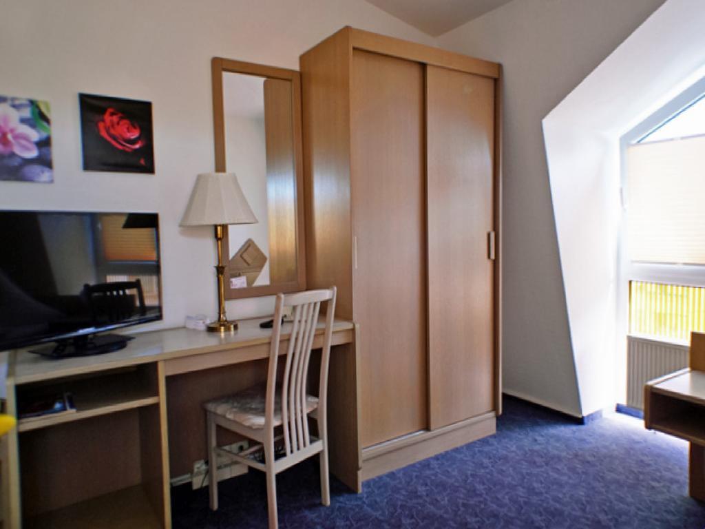 Hotel Furstenberg Eisenhuettenstadt Room photo